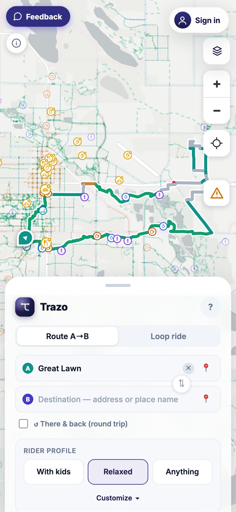 Trazo on a phone showing a distance loop drawn on the map, with the loop controls in the bottom sheet